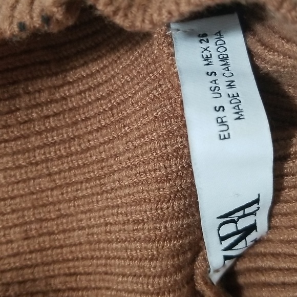 Tan Sweater - ZARA - Small - Picture 4 of 5